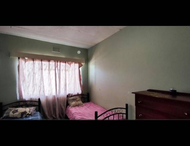 2 BEDROOM APARTMENT FOR SALE IN CRUYWAGEN PARK